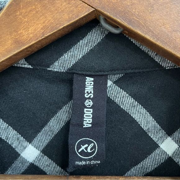 Agnes & Dora black ivory window pane flannel button up tunic top belt size XL - Picture 10 of 11